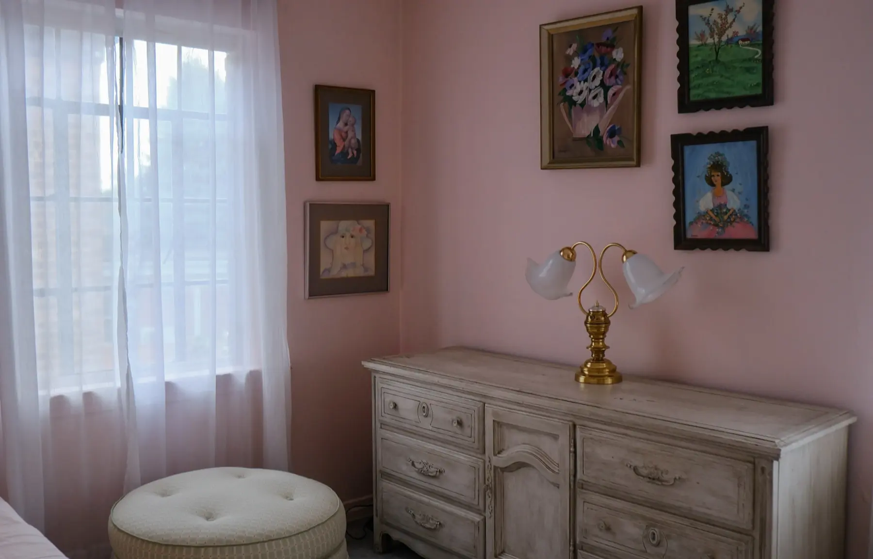 Pink room