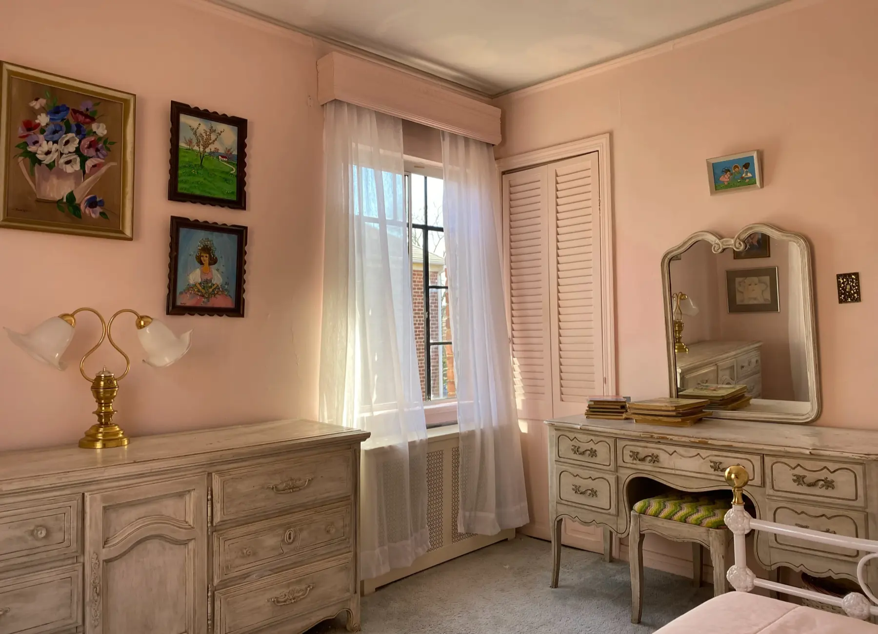Pink room