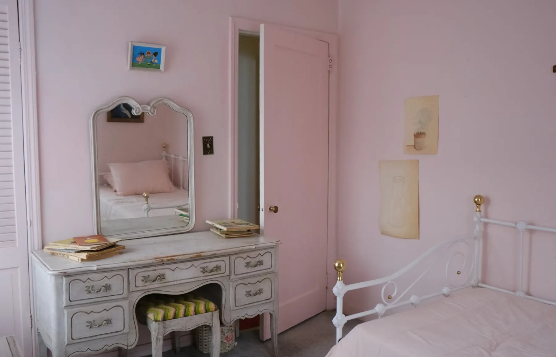 Pink room
